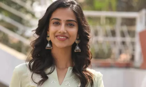 గుంటూరు కారం తర్వాత అమ్మడిని అందుకోగలరా..?