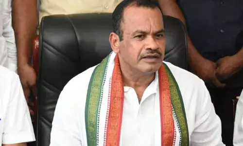 కోమటిరెడ్డీ.. ఏమిటీ అలక? పార్టీకి చేటు చేయక