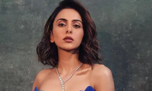 టాలీవుడ్‌పై అలా బ‌య‌ట‌ప‌డిపోయిన‌ ర‌కుల్