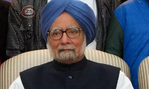 మోడీకి కాంగ్రెస్‌ మాజీ ప్రధాని నుంచి అనూహ్య మద్దతు!