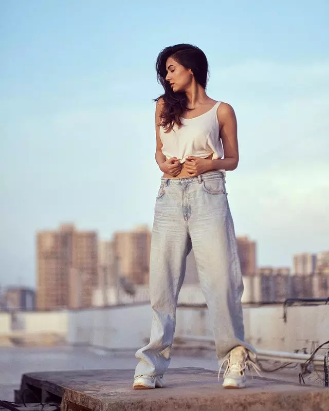 Sizzling Beauty Sonal Chauhan Sizzling Beauty Sonal Chauhan