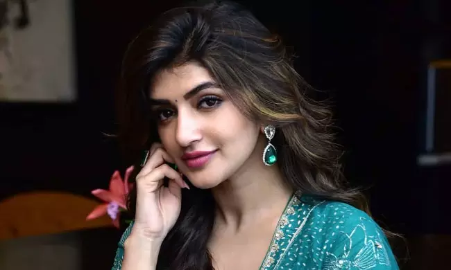 స్టార్ హీరోకి శ్రీ లీల షాక్..!