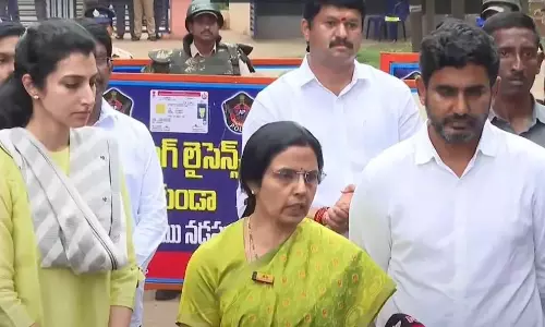 బాబు ఉన్న స్నేహ బ్లాక్  ఆయన కట్టిందే... భువనేశ్వరి భావోద్వేగం!