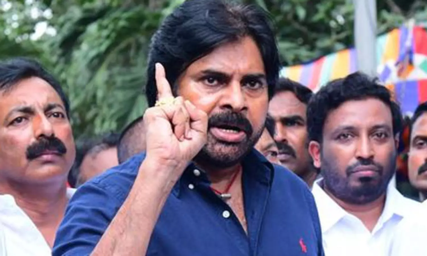 జగన్ నెత్తిన పాలు పోసిన పవన్....?