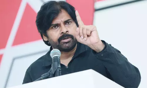 పాత వీడియోలు పవన్ వెంట పడుతున్నాయా...?