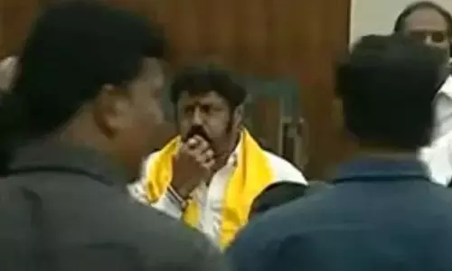 సభలో బాలకృష్ణ రచ్చ రచ్చ...స్పీకర్‌ & మేటర్ సీరియస్‌!