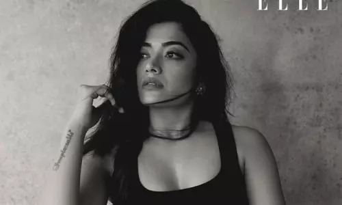 రష్మిక.. సీరియస్ లుక్ లో హై గ్లామర్ డోస్