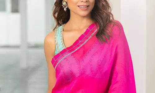 Scintillating Shriya In A Stellar Saree!