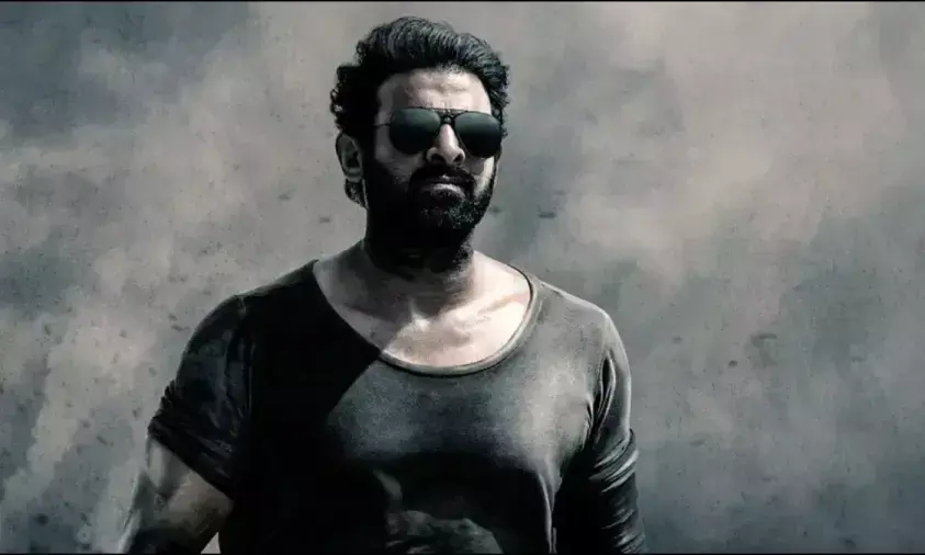 ప్రభాస్ వచ్చిన కూడా తగ్గేదెలా అంటున్న సూపర్ స్టార్!