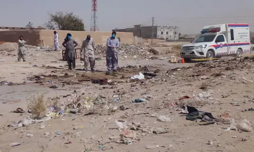 పాక్ లో ఉగ్రవాదుల వర్క్ ఫ్రం హోం... 52 మంది మృతి!