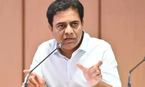 బెంగళూరు బిల్డర్లపై రాజకీయ ఎన్నికల పన్ను: కేటీఆర్‌ సంచలన వ్యాఖ్యలు!