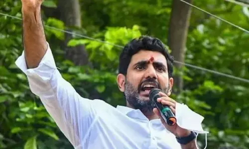 పాల పాకెట్లు బాంబుల్లా పేలుతున్నాయి.. లోకేశ్ ట్వీట్ లో నిజమెంత?