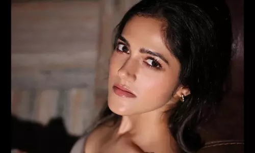 సిమ్లా యాపిల్ లా సిమ్రాన్ చౌదరి గ్లామర్ డోస్