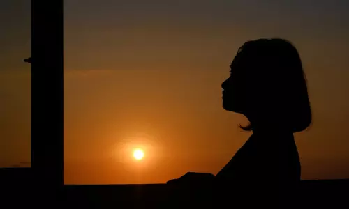 టాప్ స్టోరి: స‌ర్జ‌రీతో రూపం నాశ‌న‌మైన హీరోయిన్లు