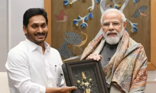 మోడీ  అమిత్ షాలతో జగన్ భేటీ : కీలక అంశాలే అజెండా...?