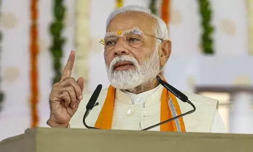 మోడీ రాజకీయ కాలుష్యాన్ని పెంచేశారా ?