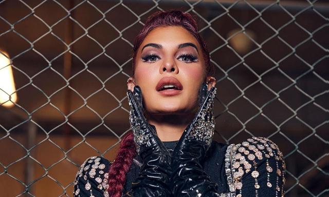 Jacqueline Fernandez's ultra glamarous look takes the internet by storm