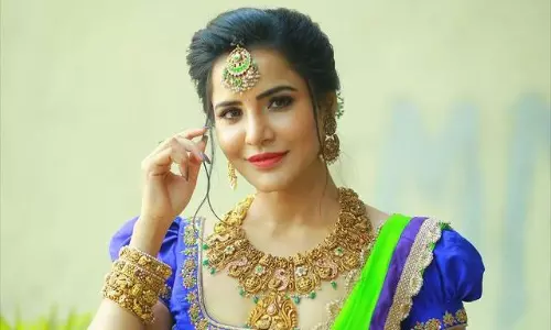 Ashu Reddys Stunning Presence at the ETV Battukamma Event