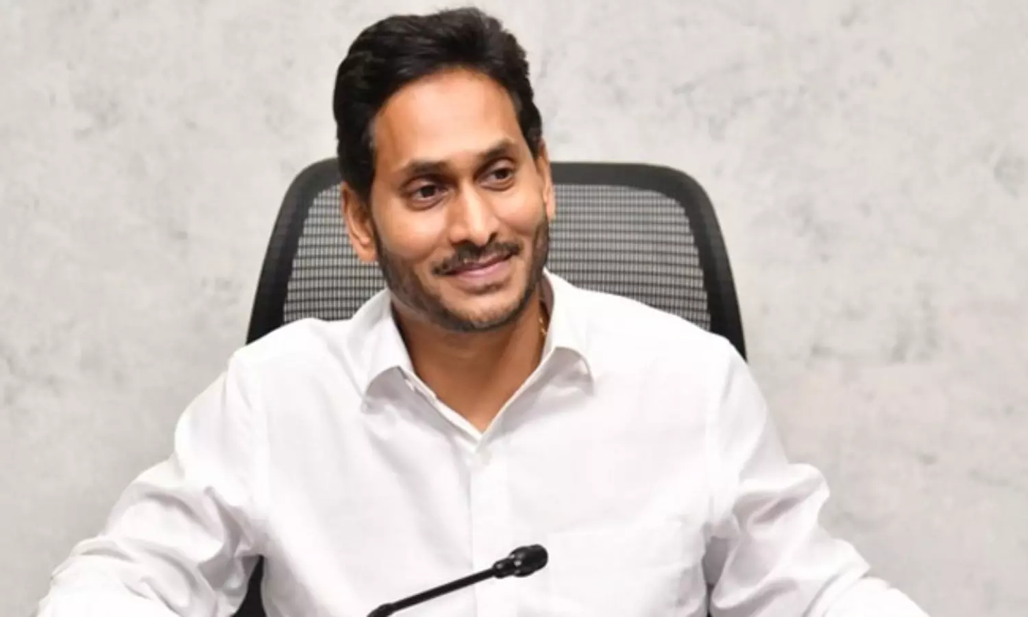 ఏపీలో కుల గణన....జగన్ సంచలన నిర్ణయం ఏపీలో కుల గణన....జగన్ సంచలన నిర్ణయం