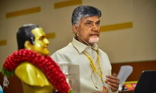 బాబు బయటకు వస్తే ఆ పార్టీలకే మొదటి దెబ్బ..? బాబు బయటకు వస్తే ఆ పార్టీలకే మొదటి దెబ్బ..?