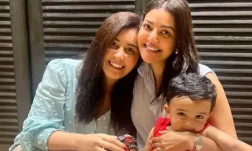 అక్కా-చెల్లిలా రాశీతో చంద‌మామ‌!