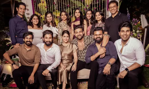 మళ్లీ తెరపైకి చరణ్ - బన్నీ కోల్డ్ వార్! మళ్లీ తెరపైకి చరణ్ - బన్నీ కోల్డ్ వార్!