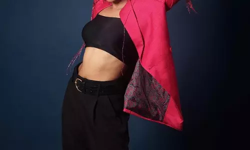 Anupama rocks the attractive boss lady look