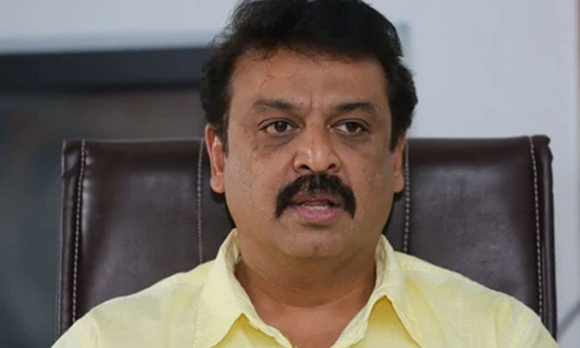 Naresh Raja ఇండస్ట్రీ ప్రజా సంక్షేమం వైపే ఉంటుంది... బాబు అరెస్ట్ పై నరేష్ కీలక ...