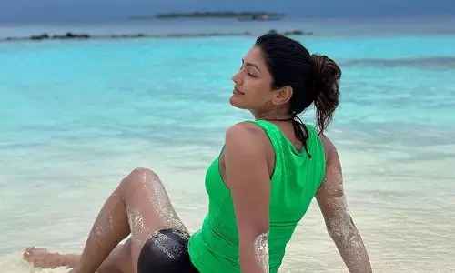 Eesha Rebbas Fashionable Beach Escape