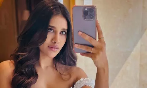 వైట్​ ఫ్రాక్​లో నభా నటేశ్ సెగలు