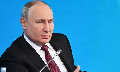 రష్యా అధ్యక్షుడు పుతిన్ కు గుండెపోటు... అధికారుల రియాక్షన్ ఇదే!