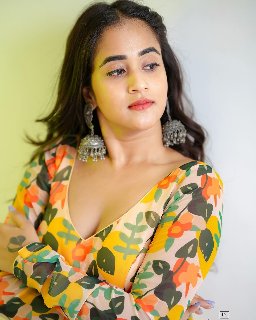 deepthi-sunaina-s-floral-aura-deepthi-sunaina-s-floral-aura