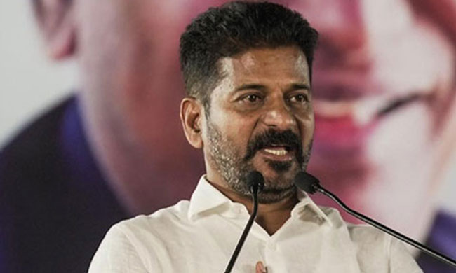 Revanth Raj రేవంత్కు కాంగ్రెస్ పెద్దలు షాక్లు ఇస్తున్నారుగా! | Congress Leaders ...