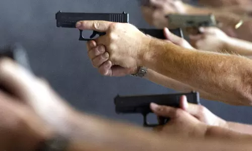 నేటి భారతం... ఓటు కావాలంటే గన్ లైసెన్స్ ఇప్పించాలి!