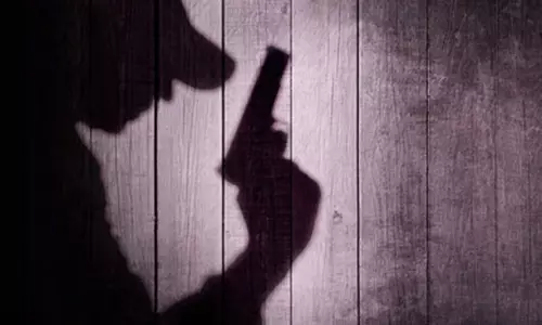 రెడ్‌  నోటీస్‌... 19ఏళ్ల హర్యానా గ్యాంగ్‌  స్టర్‌  కోసం ఇంటర్  పోల్  ఎంట్రీ!