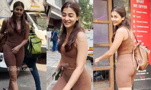 స్కిన్ టైట్ లో జిగేల్ అనిపించావ్ గా పూజ!