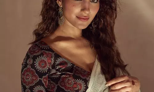 Wonderful Looks Of Ruhani Sharma In Saree