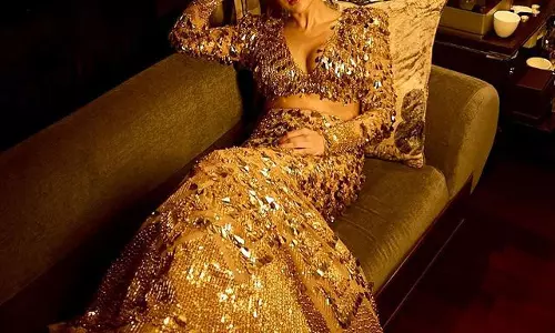 Stunning Looks Of Sara Ali Khan Stunning Looks Of Sara Ali Khan