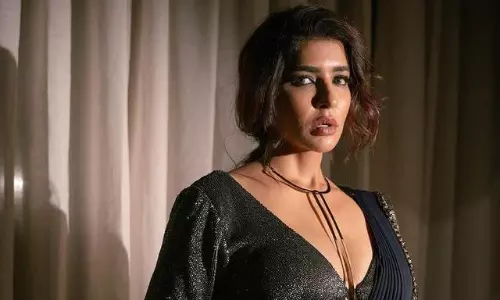 Lakshmi Manchu Sets the Internet Ablaze
