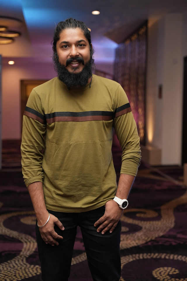 Maa Oori Polimera 2 Enjoy Their Success In Style! Set 1 Maa Oori Polimera 2 Enjoy Their Success In Style! Set 1