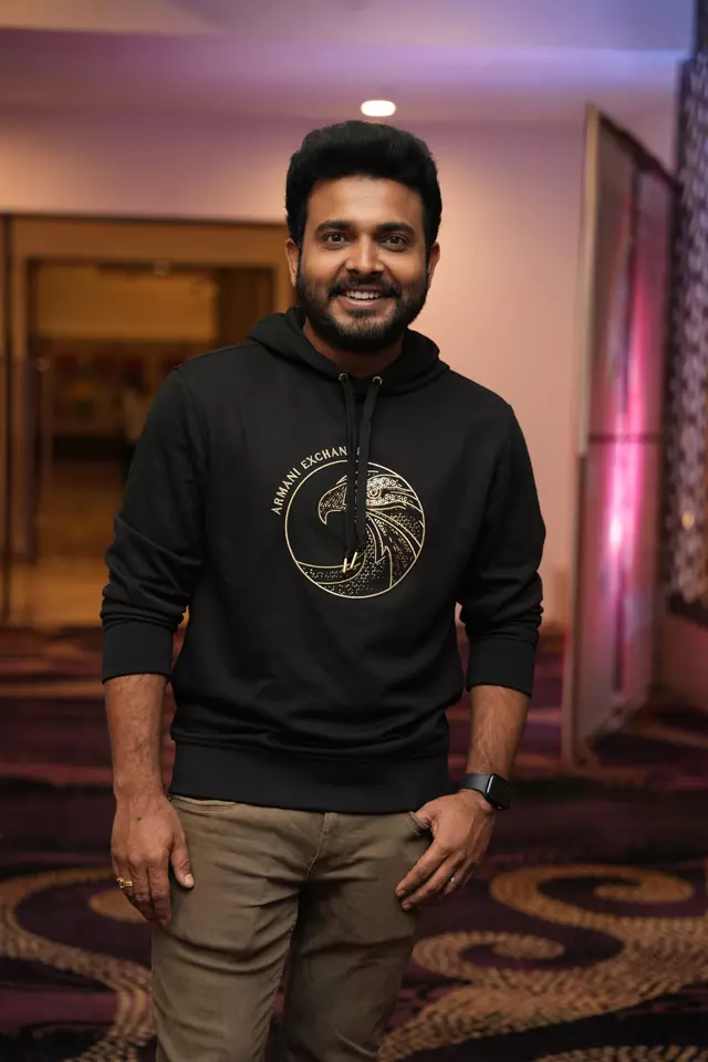 Maa Oori Polimera 2 Enjoy Their Success In Style! Set 1 Maa Oori Polimera 2 Enjoy Their Success In Style! Set 1