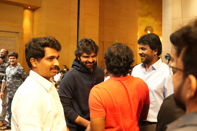 Maa Oori Polimera 2 Enjoy Their Success In Style! Set 1 Maa Oori Polimera 2 Enjoy Their Success In Style! Set 1