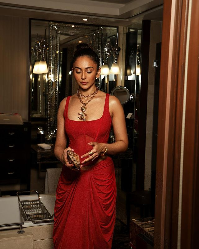 Riveting Poses Of Rakul In Ravishing Red Outfit! Riveting Poses Of Rakul In Ravishing Red Outfit!