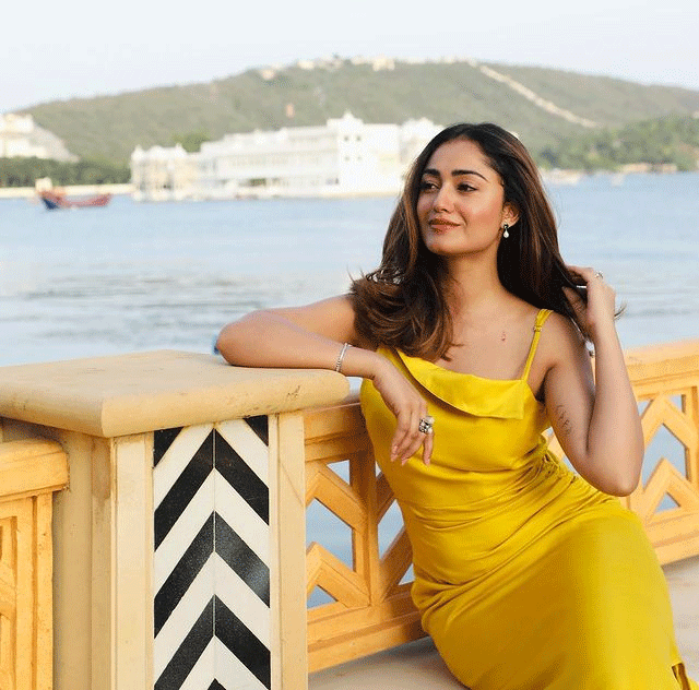Tridha Choudhury Looks Vibrant In Festive Look! Tridha Choudhury Looks Vibrant In Festive Look!
