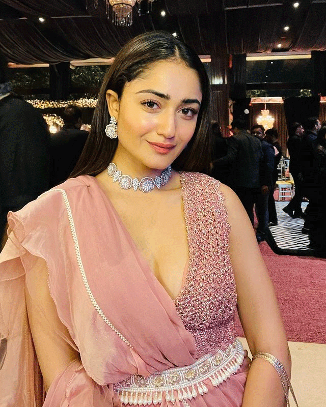 Tridha Choudhury Looks Vibrant In Festive Look! Tridha Choudhury Looks Vibrant In Festive Look!