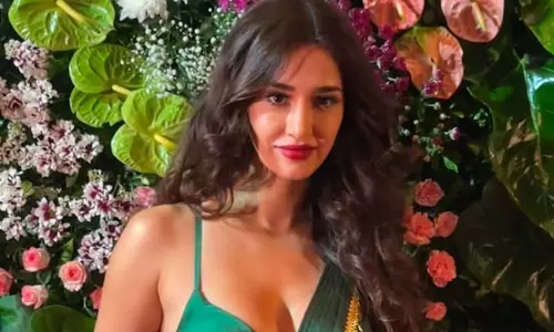 ఆకుప‌చ్చ కోక‌లో ట‌పాసులా పేలిన దిశా