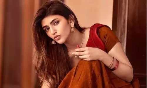 క‌మిట్ అయ్యారా? అంటే శ్రీలీల కౌంట‌ర్!