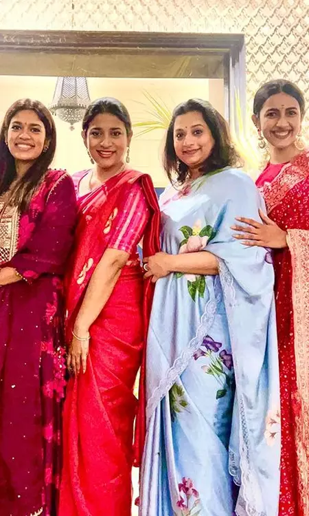 Mega Sisters Radiate Festive Elegance