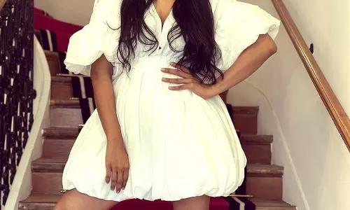 Stellar Looks Of OG Actress In A Hat!