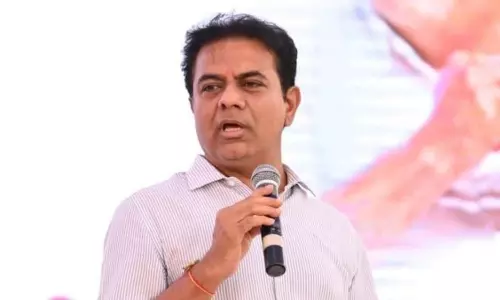 పాపం.. బాధాకరం.. అంటూ బీజేపీ, కాంగ్రెస్ కు కేటీఆర్ దెబ్బ పాపం.. బాధాకరం.. అంటూ బీజేపీ, కాంగ్రెస్ కు కేటీఆర్ దెబ్బ